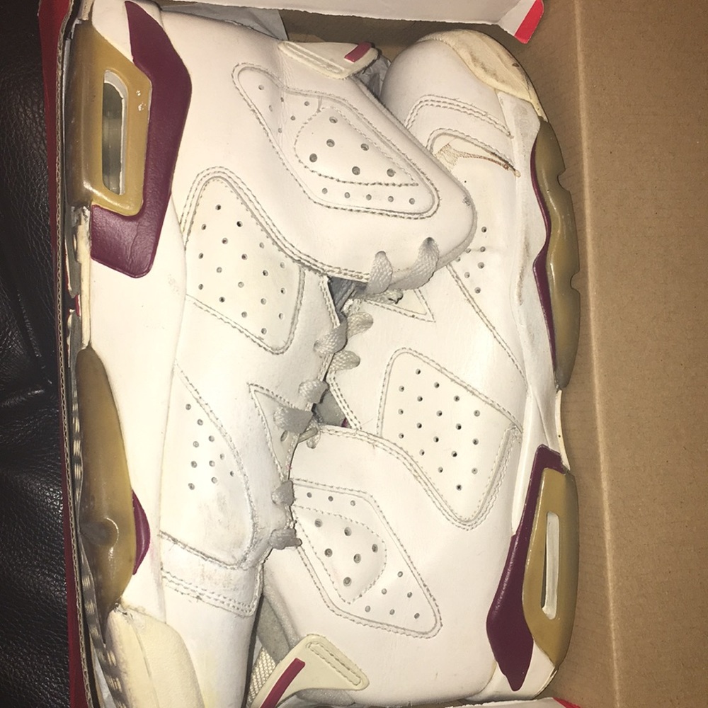 Maroon 6s